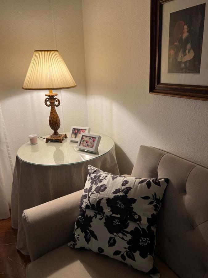 Apartamento Turistico R. Gonzalez Abreu Sevilla Buitenkant foto